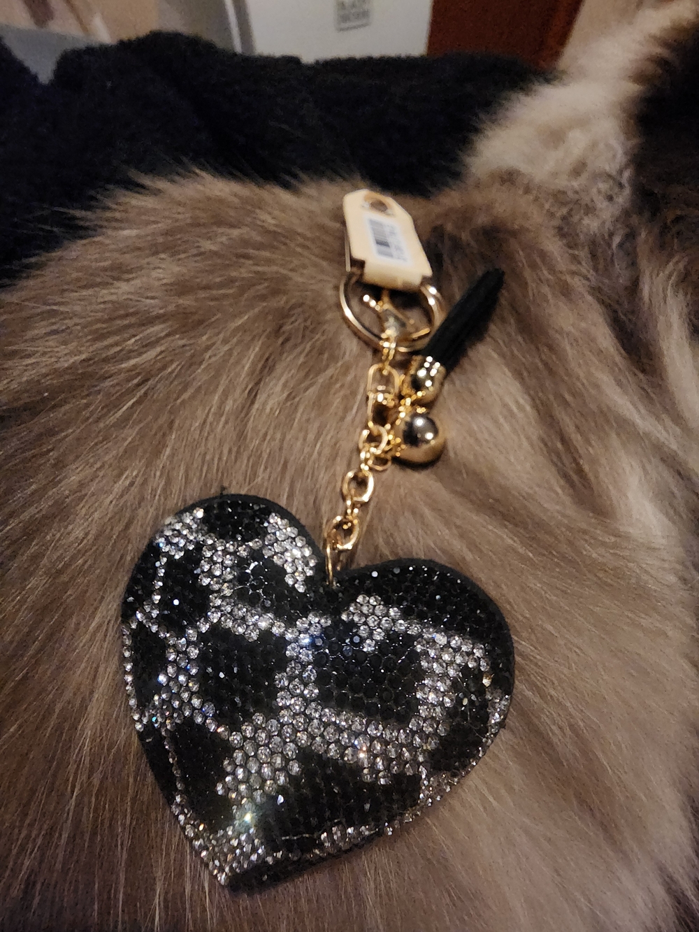 Large Crystal And Black Blingy Leopard Heart Bag Charm And Keychain With Tassle